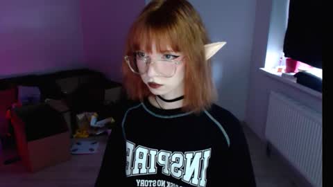 notozylove online show from February 9, 12:29 pm