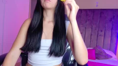 novaaa shayy online show from March 4, 4:08 am