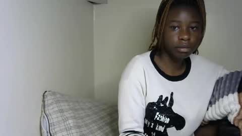 novaah online show from September 21, 1:26 am