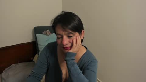 nuit_rose online show from February 12, 1:41 am