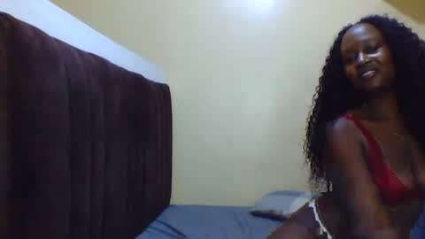 nutgal online show from October 12, 6:32 pm