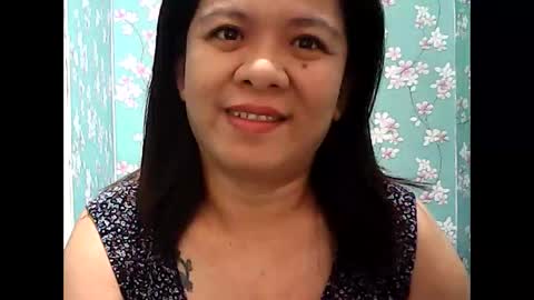 I am your angel online show from April 12, 8:22 pm