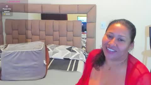 nyomi browm online show from November 23, 9:44 am