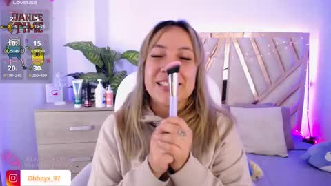 Alex   .    online show from March 11, 9:04 pm