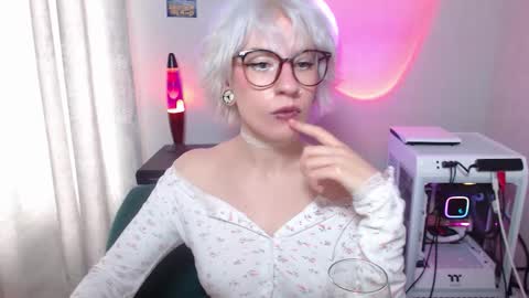 Moonlight online show from October 5, 10:09 am