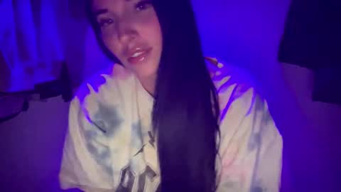 A L A R A  online show from October 21, 2:37 am