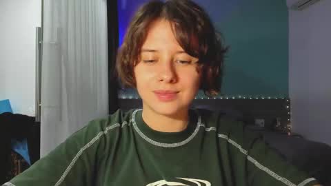 Evie online show from January 14, 3:47 pm