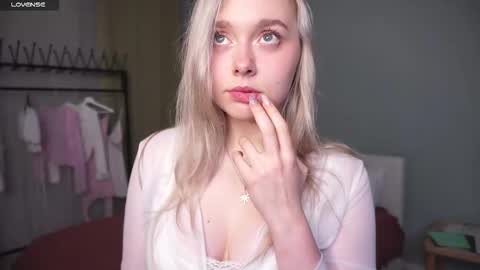 Alice online show from September 18, 7:01 pm