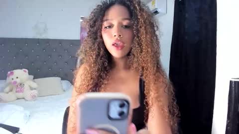 Odette  online show from November 7, 10:25 pm