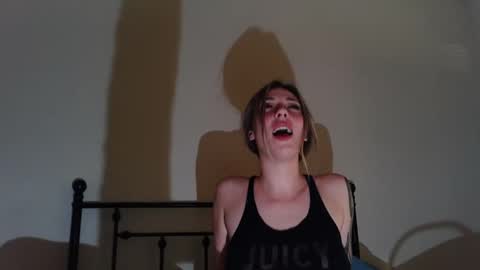 ohkaybby online show from March 1, 4:56 am