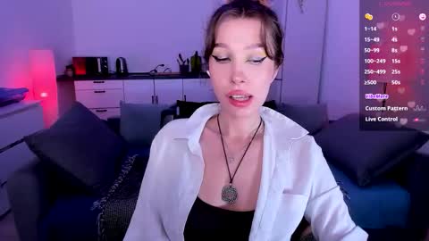 Light  online show from October 9, 9:52 pm