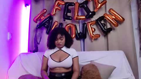  g  online show from October 31, 1:40 am