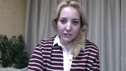 Mari online show from March 12, 7:16 pm