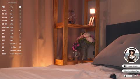 Henrietta or Rita online show from September 14, 5:00 pm