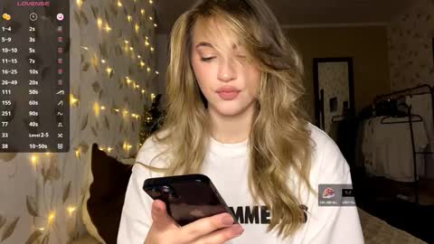 Kem online show from December 19, 6:11 pm