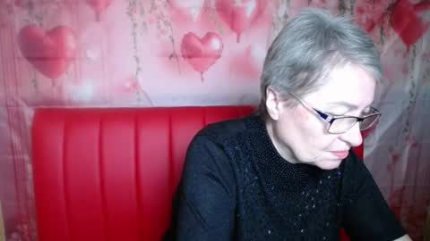 OlgaLuck online show from February 12, 7:21 am