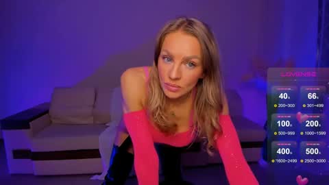 oliva_candy online show from April 14, 9:26 pm