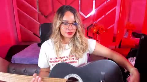  OLIVIA  online show from October 17, 2:15 am