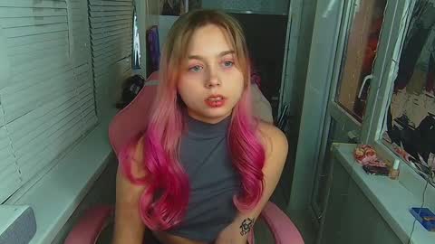 Olivia online show from February 12, 3:06 pm