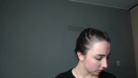 Olivia online show from April 3, 4:27 pm