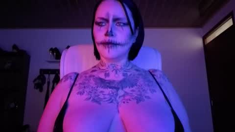   online show from November 29, 2:32 pm