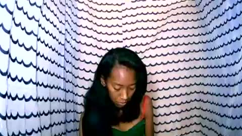 oliviah27 online show from October 22, 7:46 am