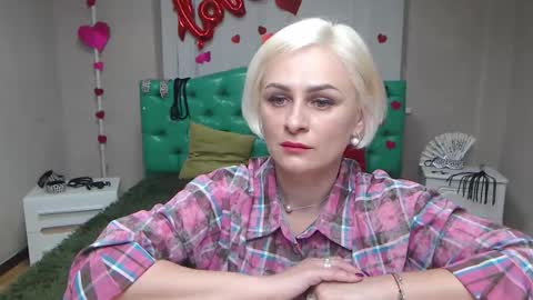 OliviaHorst online show from September 24, 5:17 am