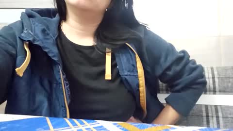 Olivia online show from January 9, 3:33 am