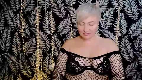 Kelly online show from September 18, 11:31 am