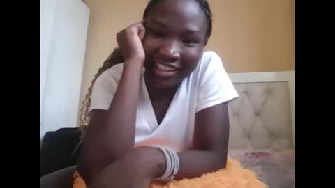 olwami4 online show from April 1, 3:09 pm