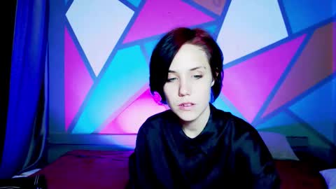 onaloon online show from October 8, 3:33 am