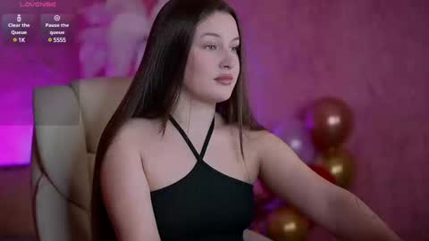 L A Y A online show from February 16, 8:00 pm