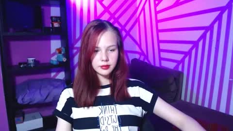 onessandra online show from September 28, 1:45 am