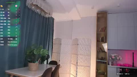 Amelia online show from October 8, 2:54 pm