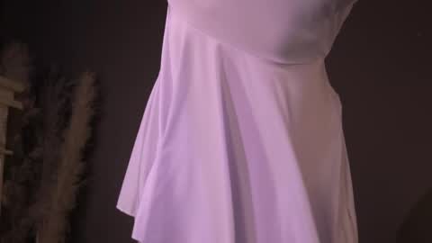  JETT  online show from April 16, 9:39 pm