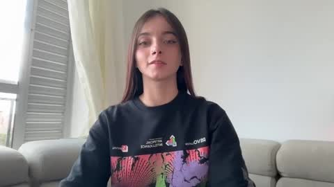 Sophia online show from June 4, 9:52 pm