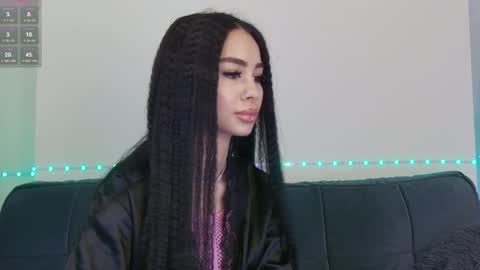 Xandra online show from December 16, 8:31 am