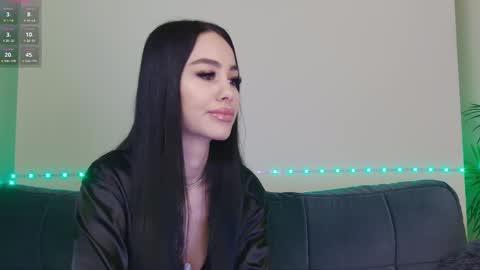 Xandra online show from February 17, 8:09 am