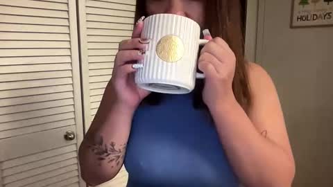 Miss Girly online show from December 4, 7:43 am