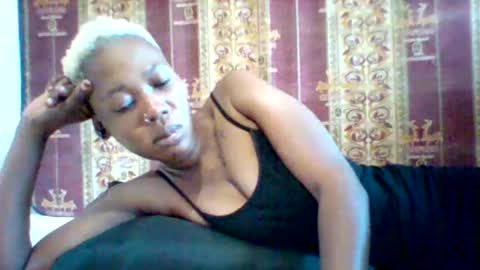 oshee444 online show from February 26, 6:34 am