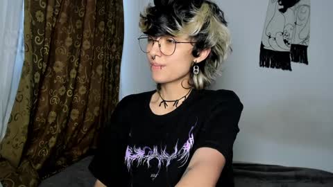 Otto 3 online show from December 10, 10:16 pm