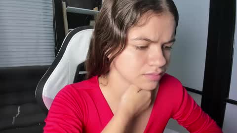 Paige online show from February 12, 1:38 pm