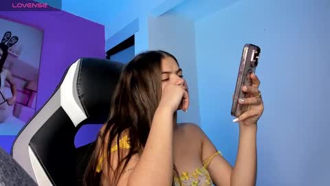 Paige online show from October 3, 6:40 am