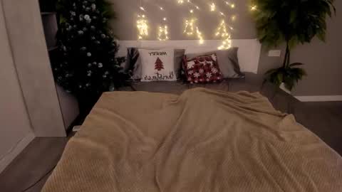 Paige online show from January 12, 10:42 am