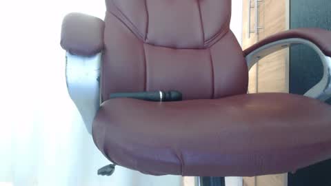 paiper online show from April 15, 7:58 pm