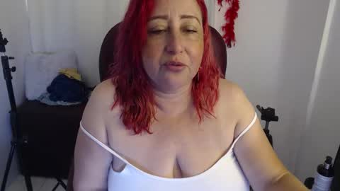 paiperhalliwey online show from February 18, 5:45 pm