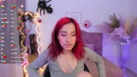 palmerfox_tay online show from October 19, 5:09 am