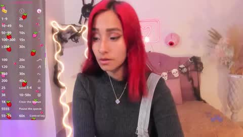 palmerfox_tay online show from October 29, 3:33 am