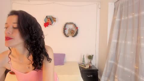 Paloma  online show from December 4, 7:23 pm