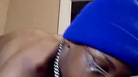 pals199301 online show from November 19, 12:32 am